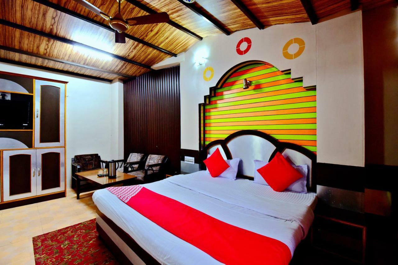 Oyo 26909 Hotel Paras Mandi Ngoại thất bức ảnh