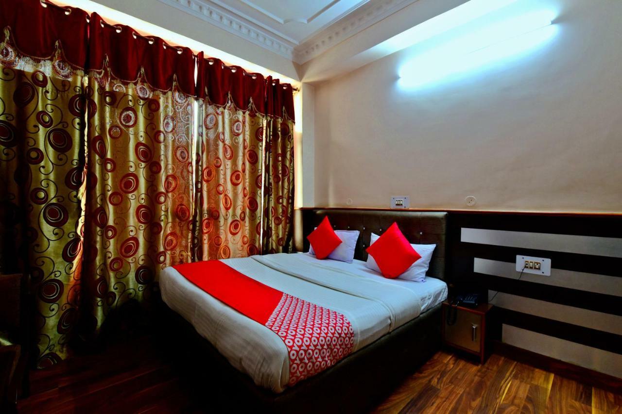 Oyo 26909 Hotel Paras Mandi Ngoại thất bức ảnh