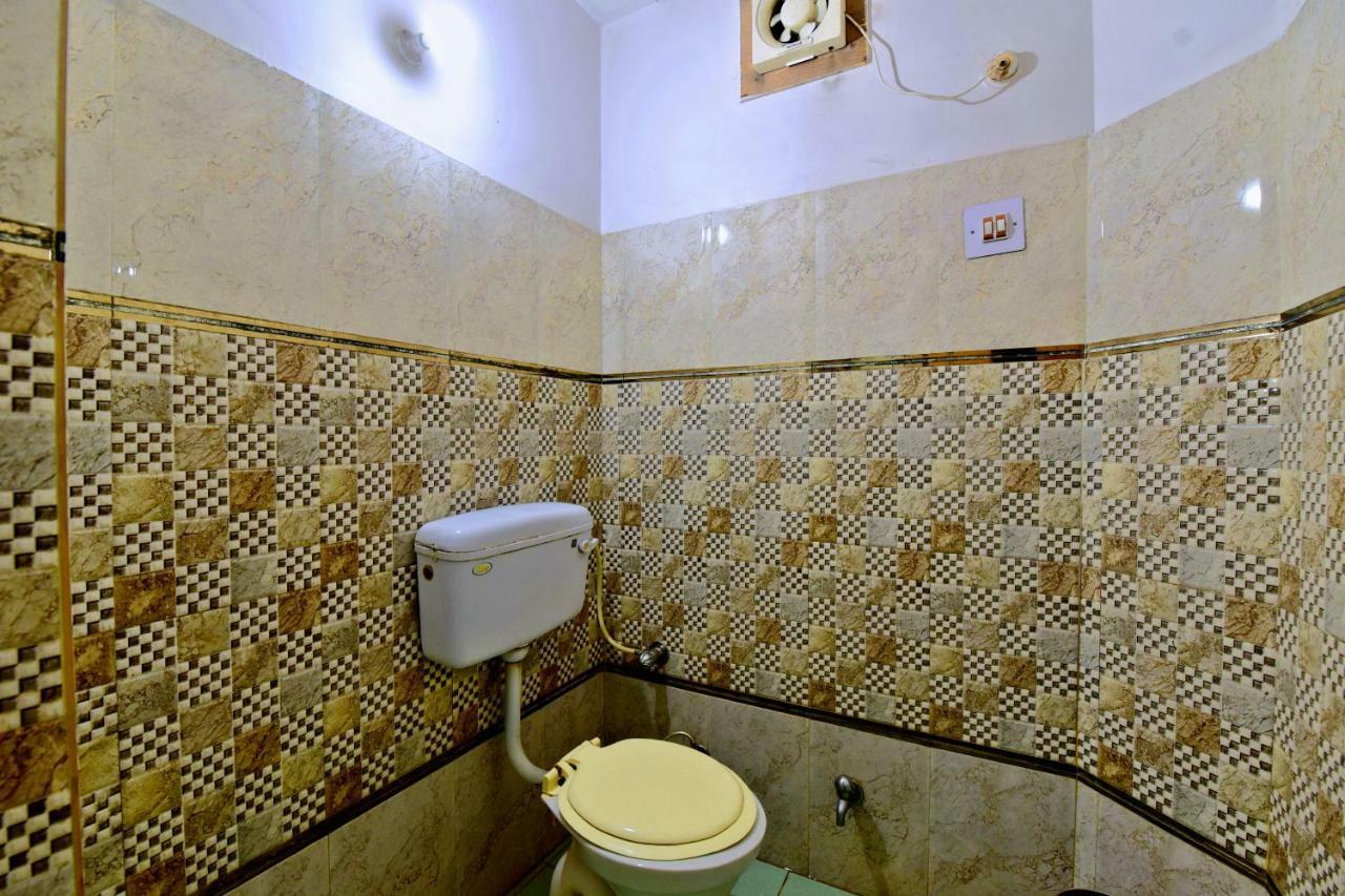 Oyo 26909 Hotel Paras Mandi Ngoại thất bức ảnh