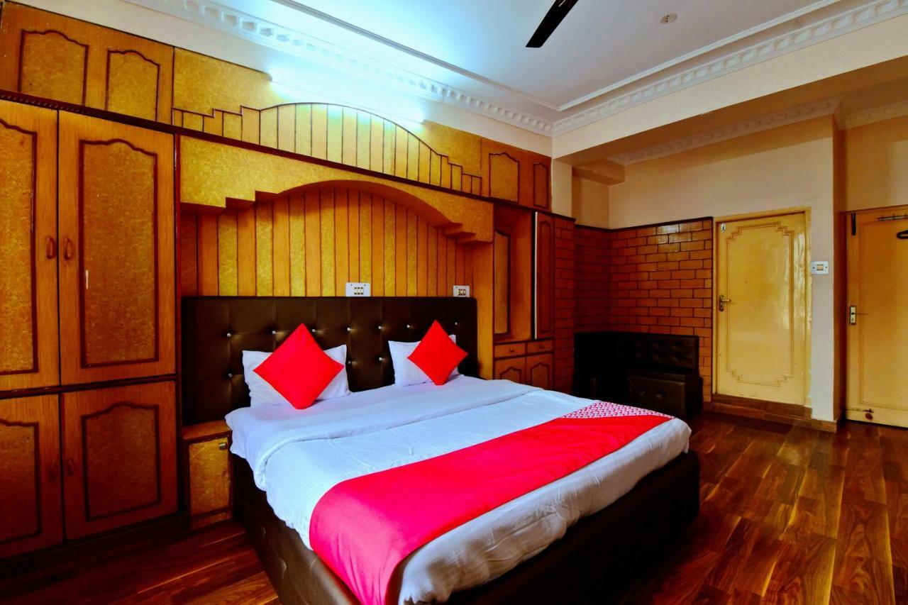 Oyo 26909 Hotel Paras Mandi Ngoại thất bức ảnh